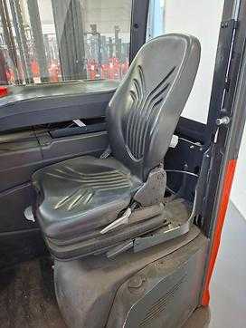 Chariot élévateur d'occasion LINDE R16 ELEKTRO SCHUBMASTSTAPLER (13053055)