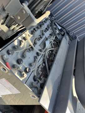Chariot élévateur d'occasion LINDE R16N ELEKTRO SCHUBMASTSTAPLER (13068314)