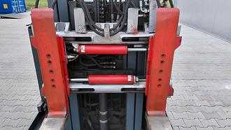 Chariot élévateur d'occasion LINDE R20G mit Video +ZVG+Telezinken ELEKTRO SCHUBMASTSTAPLER (13036136)