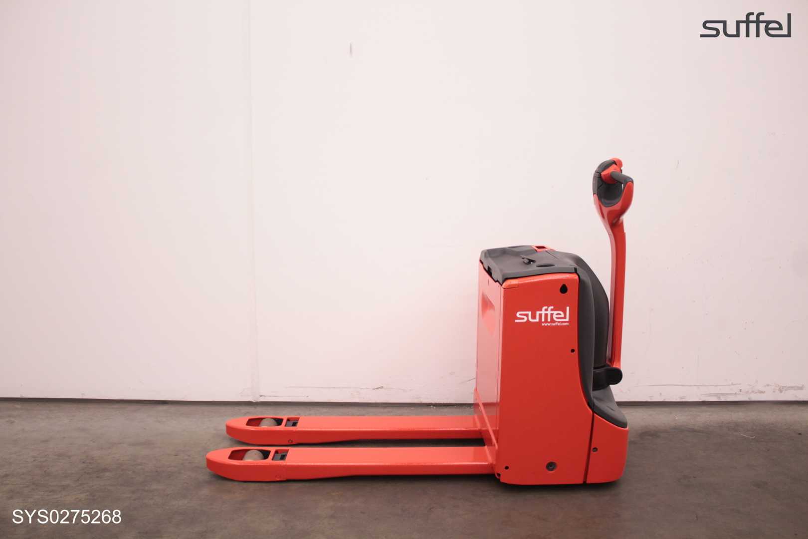 Chariot élévateur d'occasion LINDE T 16 ELEKTRO NIEDERHUBWAGENDEICHSEL (13073216)