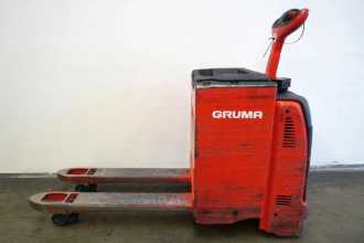 Chariot élévateur d'occasion LINDE T 30 131-07 ELEKTRO NIEDERHUBWAGENDEICHSEL (13072802)