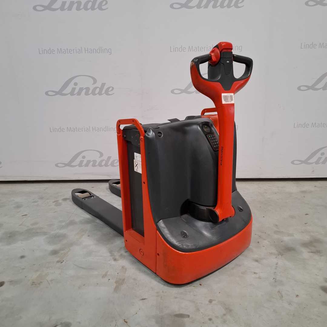 Chariot élévateur d'occasion LINDE T16 ELEKTRO NIEDERHUBWAGENDEICHSEL (13073719)