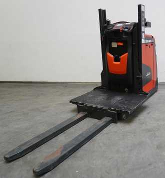 Chariot élévateur d'occasion LINDE V 10-02 5212 ELEKTRO HOCHHUBKOMMISSIONIERER (12932169)