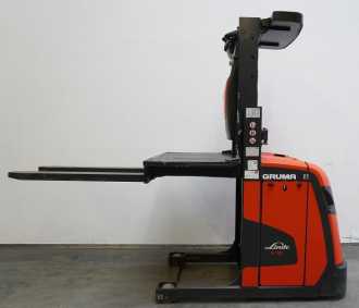 Chariot élévateur d'occasion LINDE V 10-02 5212 ELEKTRO HOCHHUBKOMMISSIONIERER (12932169)