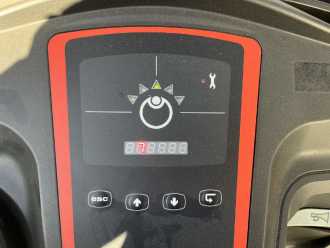 Chariot élévateur d'occasion LINDE V10 ELEKTRO MITTELHUBKOMMISSIONIERER (13028013)