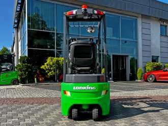 Chariot élévateur d'occasion LONKING LG10B ELEKTRO DREIRADFRONTSTAPLER (13005100)