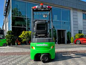 Chariot élévateur d'occasion LONKING LG10B ELEKTRO DREIRADFRONTSTAPLER (13005100)