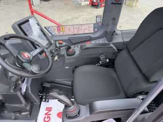 Chariot élévateur d'occasion MAGNI RTH 6.26 DIESEL TELESKOPARMSTAPLER (13074688)