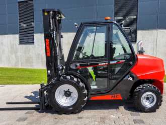 Chariot élévateur d'occasion MANITOU MC 30-4 DIESEL GELAENDESTAPLER (12962726)