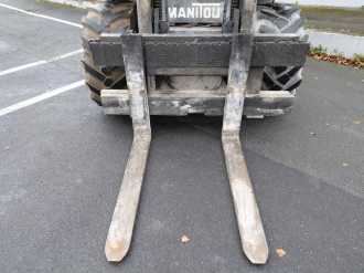 Chariot élévateur d'occasion MANITOU MC50 DIESEL GELAENDESTAPLER (12999591)