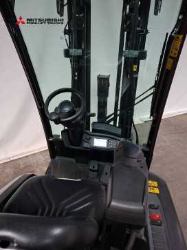 Chariot élévateur d'occasion MITSUBISHI FB 16 ACNT ELEKTRO DREIRADFRONTSTAPLER (13052528)