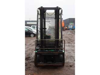 Chariot élévateur d'occasion MITSUBISHI FB35N ELEKTRO VIERRADFRONTSTAPLER (13047545)