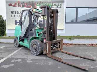 Chariot élévateur d'occasion MITSUBISHI FD50N DIESEL VIERRADFRONTSTAPLER (13030547)