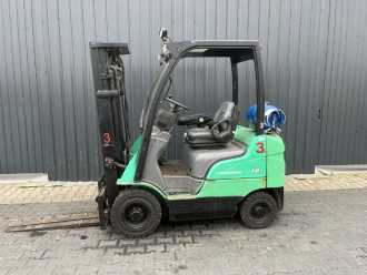 Chariot élévateur d'occasion MITSUBISHI FG18N GAS VIERRADFRONTSTAPLER (13069413)