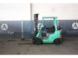 Chariot élévateur d'occasion MITSUBISHI FG18NT GAS VIERRADFRONTSTAPLER (13047011)