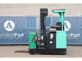 Chariot élévateur d'occasion MITSUBISHI RB16KN ELEKTRO SCHUBMASTSTAPLER (13062987)