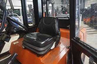 Chariot élévateur d'occasion NISSAN F 04D40Q - 1.905 Stunden DIESEL VIERRADFRONTSTAPLER (13034745)