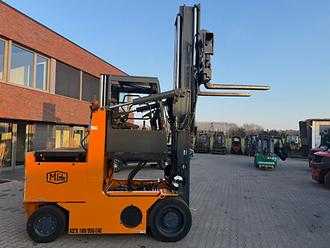 Chariot élévateur d'occasion RMF KSBL 100 /950 ELEKTRO VIERRADFRONTSTAPLER (13026415)