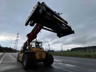 Chariot élévateur d'occasion SANY SRSC45G5-P - PIGGYBACK SPREADER DIESEL REACHSTACKER (13076279)