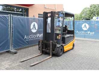 Chariot élévateur d'occasion STILL R60-30 ELEKTRO VIERRADFRONTSTAPLER (13062971)