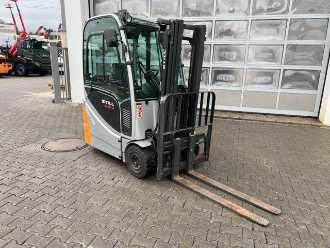 Chariot élévateur d'occasion STILL RX 20-14 / Triplex: 4,3m / nur 1.212h! / SS ELEKTRO VIERRADFRONTSTAPLER (13024768)