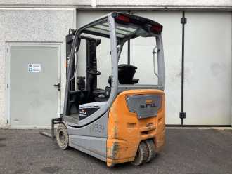 Chariot élévateur d'occasion STILL RX 20-14C ELEKTRO DREIRADFRONTSTAPLER (13074614)