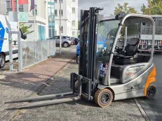 Chariot élévateur d'occasion STILL RX 20-16 P ELEKTRO VIERRADFRONTSTAPLER (13069841)