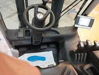 Chariot élévateur d'occasion STILL RX 60-30 ELEKTRO VIERRADFRONTSTAPLER (13056984)