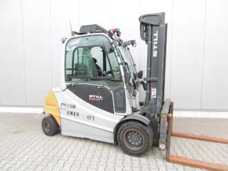 Chariot élévateur d'occasion STILL RX 60-50/600 ELEKTRO VIERRADFRONTSTAPLER (12996480)