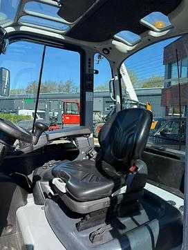 Chariot élévateur d'occasion STILL RX 60-80 ELEKTRO VIERRADFRONTSTAPLER (13039960)