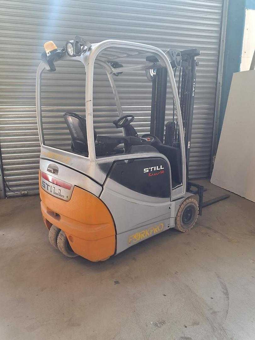 Chariot élévateur d'occasion STILL RX20-14 ELEKTRO DREIRADFRONTSTAPLER (13058772)