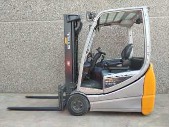 Chariot élévateur d'occasion STILL RX20-16 ELEKTRO DREIRADFRONTSTAPLER (13000702)