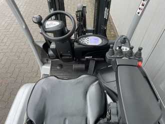Chariot élévateur d'occasion STILL RX20-18 ELEKTRO DREIRADFRONTSTAPLER (12958825)