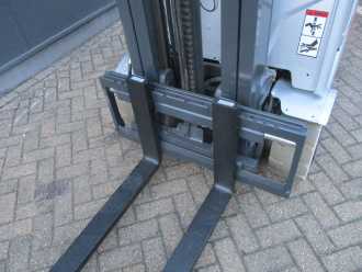 Chariot élévateur d'occasion STILL RX20-20L ELEKTRO DREIRADFRONTSTAPLER (13071636)