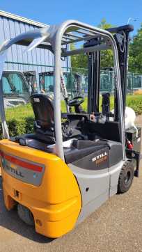 Chariot élévateur d'occasion STILL RX50-15 ELEKTRO DREIRADFRONTSTAPLER (13045947)