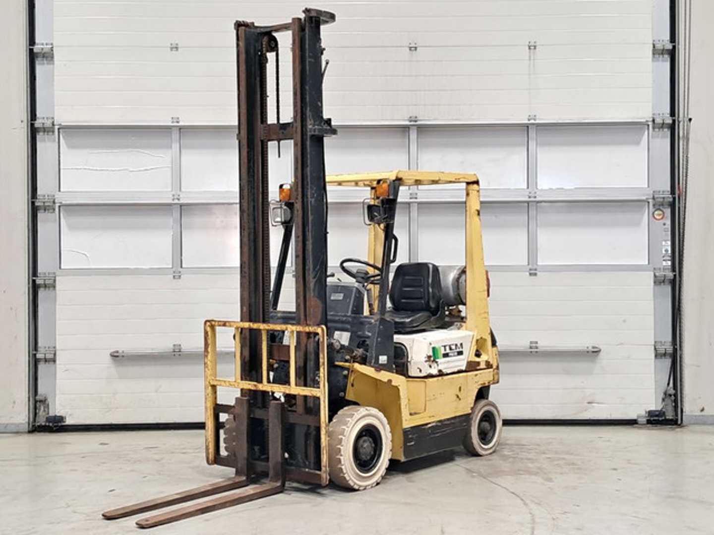 Chariot élévateur d'occasion TCM FG15N GAS VIERRADFRONTSTAPLER (13053922)