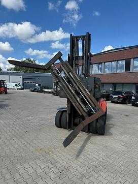 Chariot élévateur d'occasion TOYOTA 40-8 FD 70 DIESEL VIERRADFRONTSTAPLER (12983759)