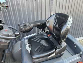 Chariot élévateur d'occasion TOYOTA 7FBEST15 ELEKTRO DREIRADFRONTSTAPLER (13071259)