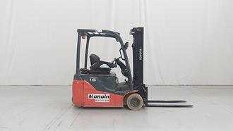 Chariot élévateur d'occasion TOYOTA 8FBE16T ELEKTRO DREIRADFRONTSTAPLER (13028194) backdrop