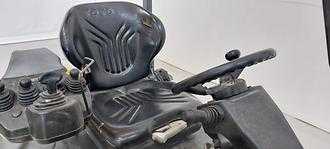 Chariot élévateur d'occasion TOYOTA 8FBE16T ELEKTRO DREIRADFRONTSTAPLER (13028195)