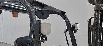 Chariot élévateur d'occasion TOYOTA 8FBE16T ELEKTRO DREIRADFRONTSTAPLER (13028195)