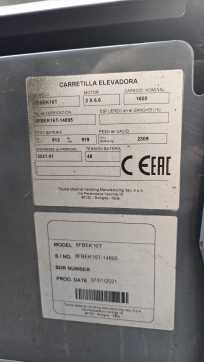 Chariot élévateur d'occasion TOYOTA 8FBEK16T ELEKTRO DREIRADFRONTSTAPLER (13065190)