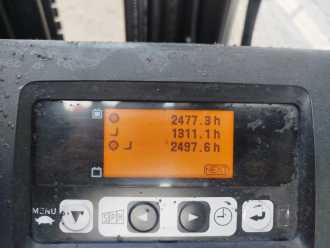 Chariot élévateur d'occasion TOYOTA 8FBEKT16 ELEKTRO DREIRADFRONTSTAPLER (13018545)