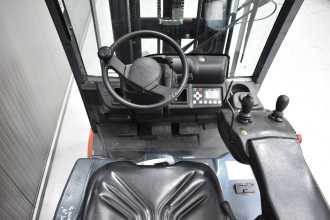 Chariot élévateur d'occasion TOYOTA 8FBM16T /59091/ ELEKTRO VIERRADFRONTSTAPLER (13072856)