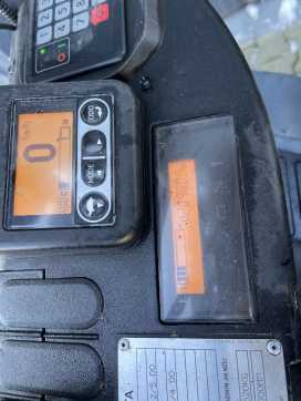 Chariot élévateur d'occasion TOYOTA 8FGF25 GAS VIERRADFRONTSTAPLER (13008578)