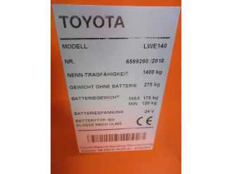 Chariot élévateur d'occasion TOYOTA LWE140 ELEKTRO NIEDERHUBWAGENDEICHSEL (13073726)