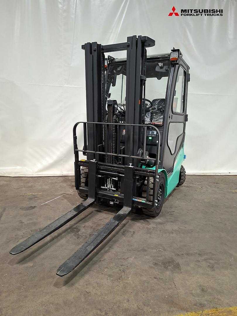 Chariot élévateur d'occasion WEITERE ECB20Q ELEKTRO VIERRADFRONTSTAPLER (13048980)