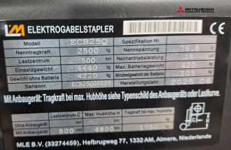 Chariot élévateur d'occasion WEITERE ECB25Q ELEKTRO VIERRADFRONTSTAPLER (13050384)