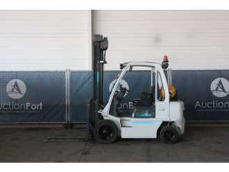 Chariot élévateur d'occasion WEITERE UniCarriers U1D2A25LQ GAS VIERRADFRONTSTAPLER (13047038)