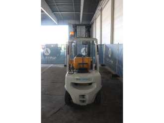 Chariot élévateur d'occasion WEITERE UniCarriers U1D2A25LQ GAS VIERRADFRONTSTAPLER (13047038)